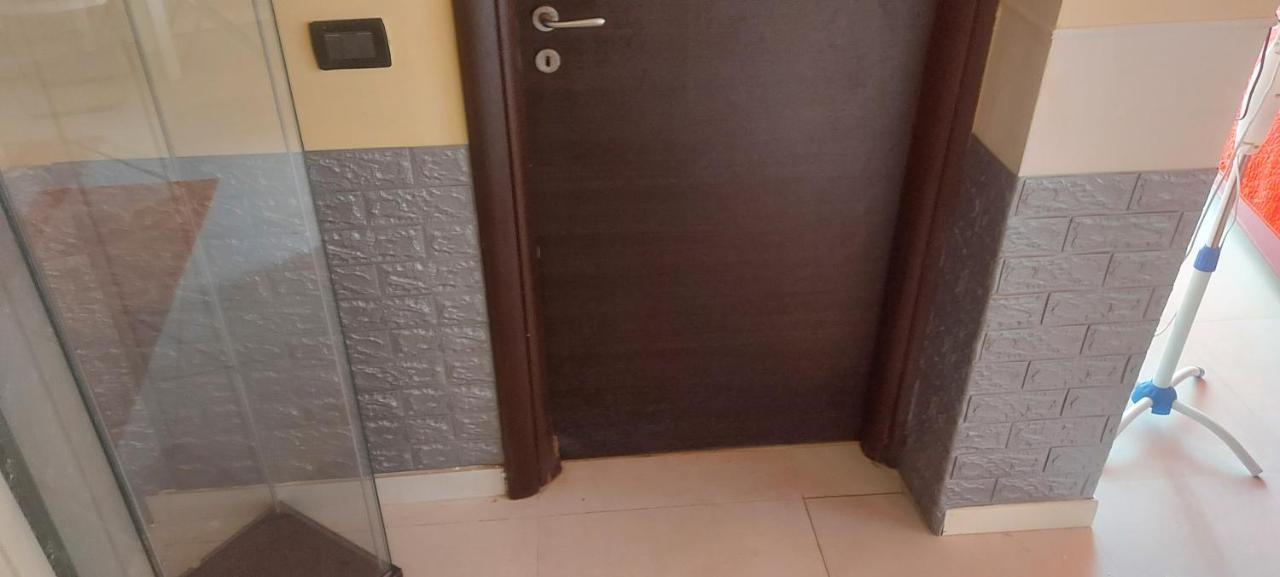 Stanza In Villa Con Giardino Con Box Doccia Idromassaggio Rent A Car Aci Bonaccorsi Екстериор снимка